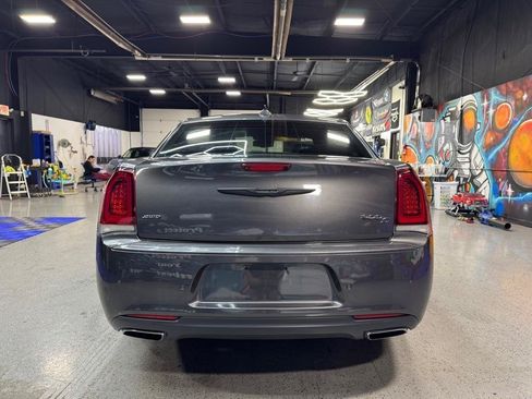 Used 2017 Chrysler 300 S w/ Safetytec Plus Group AWD/4WD image 4
