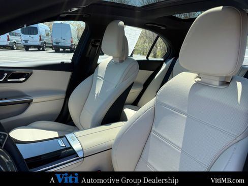 Used 2023 Mercedes-Benz C 300 4MATIC Sedan image 18