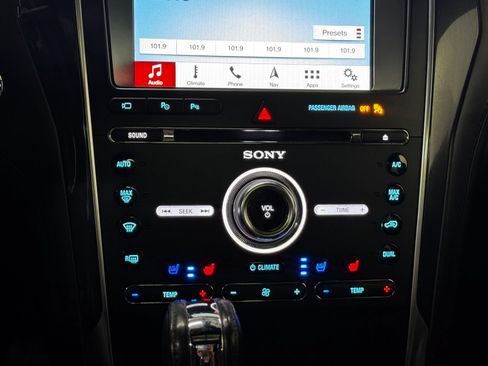 Used 2018 Ford Explorer Platinum AWD/4WD image 20