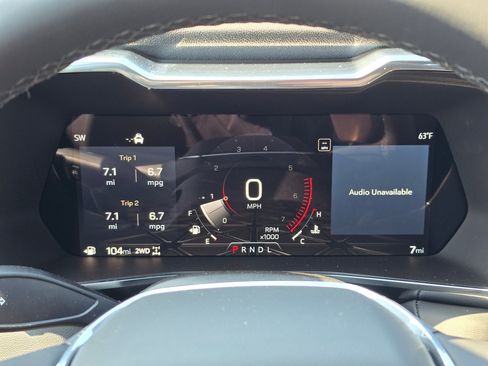 New 2025 GMC Canyon Elevation w/ Convenience Package image 22