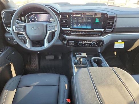 New 2026 Chevrolet Silverado 1500 LT Trail Boss w/ LT Trail Boss Premium Package AWD/4WD image 10