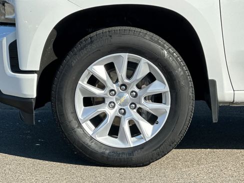 Used 2022 Chevrolet Silverado 1500 Custom image 28