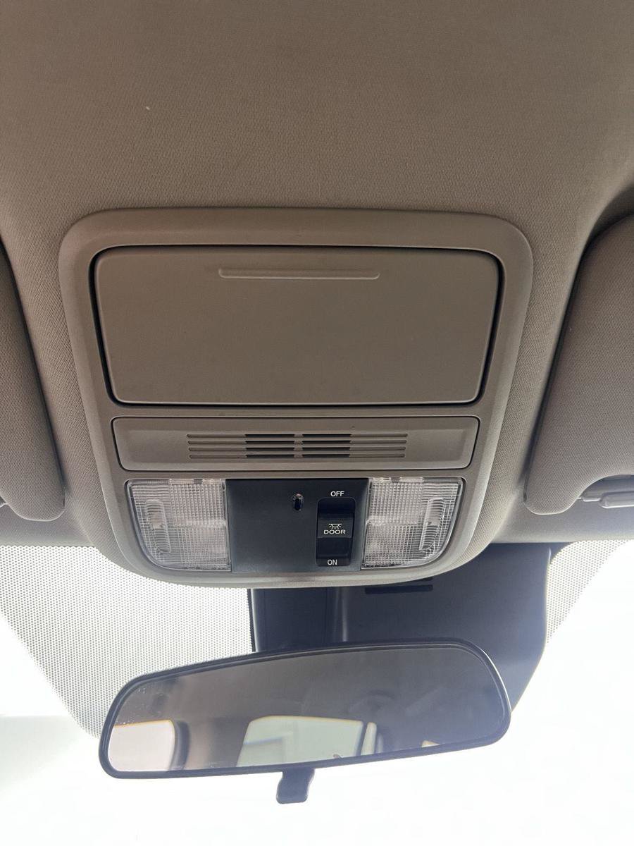 Used 2021 Honda Pilot EX image 26