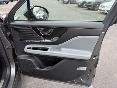 Used 2022 Lincoln Corsair Reserve w/ Sport Package image 24