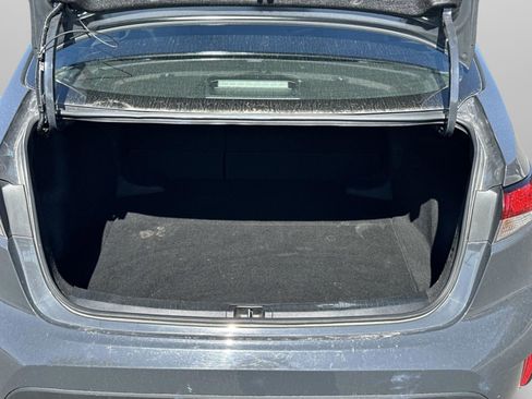 Used 2023 Toyota Corolla LE image 10