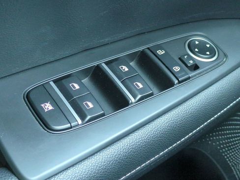 Used 2023 Kia Forte GT-Line w/ GT-Line Premium Package FWD image 25