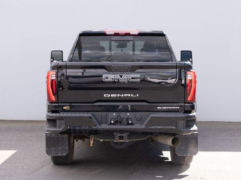 Used 2024 GMC Sierra 3500 Denali Ultimate AWD/4WD image 25