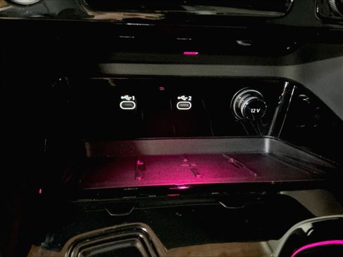 Certified 2025 Audi Q5 Prestige image 36