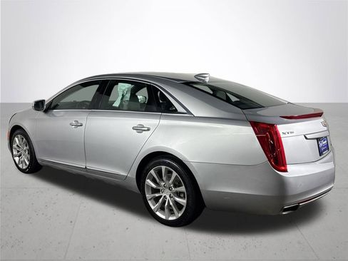 Used 2017 Cadillac XTS Luxury image 8