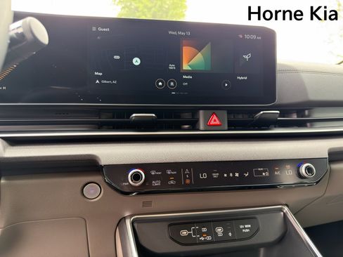 New 2026 Kia Carnival EX FWD image 15