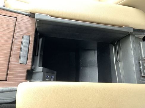 Certified 2022 Toyota Sienna XLE FWD image 26