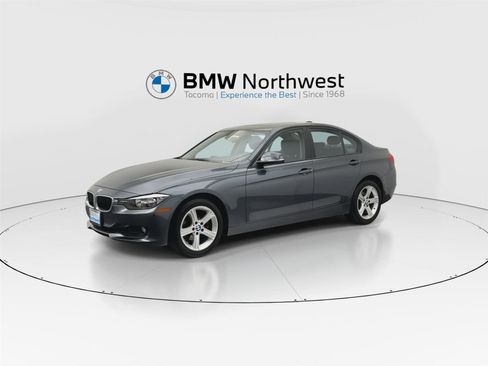Used 2013 BMW 328i Sedan RWD image 9