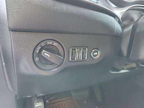 Used 2023 Dodge Challenger GT image 20