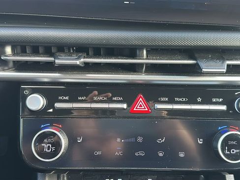 Used 2025 Hyundai Tucson SEL FWD image 25