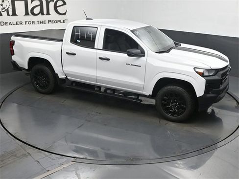 New 2026 Chevrolet Colorado W/T image 16