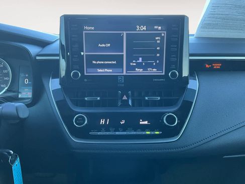 Used 2022 Toyota Corolla SE image 13