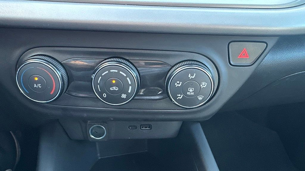 Certified 2024 Chevrolet Trax LS FWD image 21