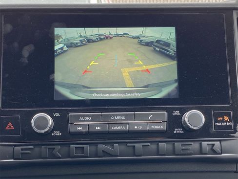 Certified 2025 Nissan Frontier S image 7