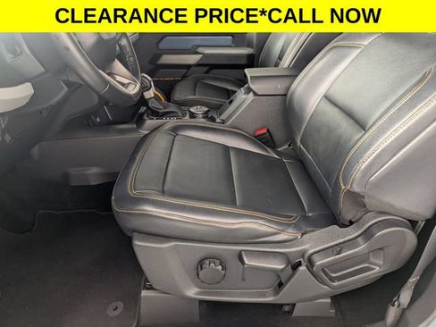 Used 2023 Ford Bronco Badlands AWD/4WD image 12
