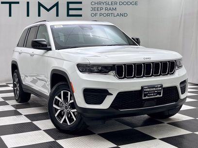New 2027 Jeep Grand Cherokee Laredo