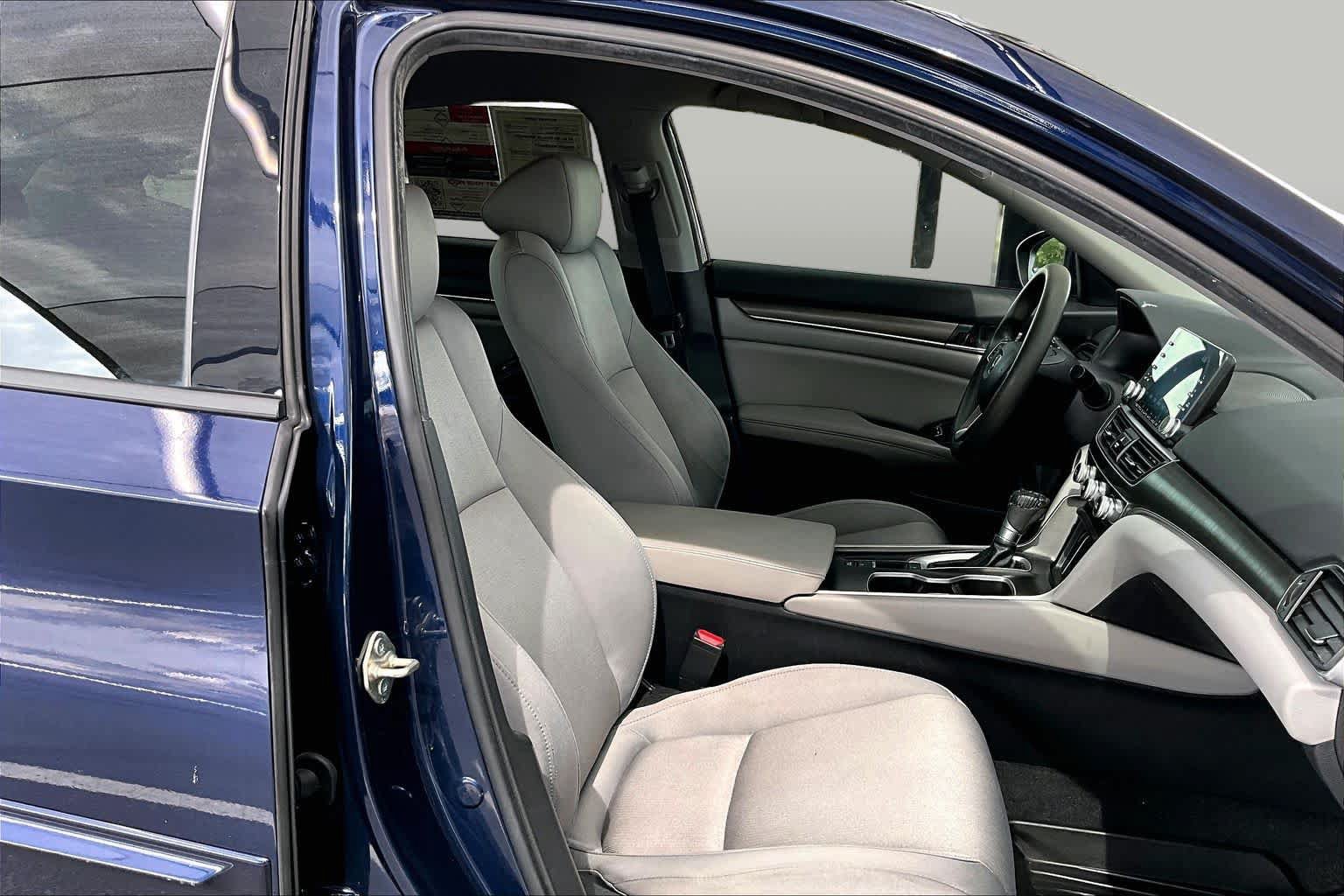 Used 2019 Honda Accord LX image 9