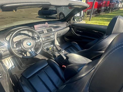 Used 2016 BMW M4 Convertible RWD image 27