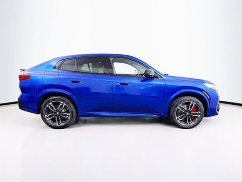 New 2026 BMW X2 xDrive28i w/ Technology Package AWD/4WD image 8