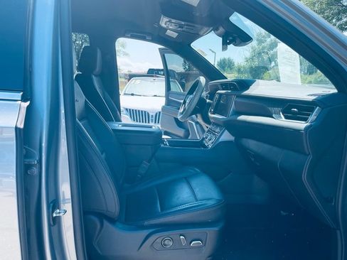 Used 2023 GMC Yukon Denali AWD/4WD image 25