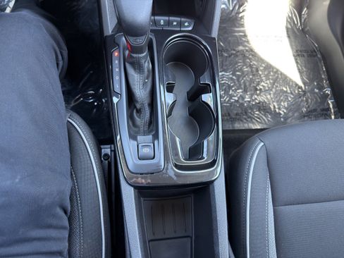 Used 2024 Chevrolet TrailBlazer LT FWD image 35