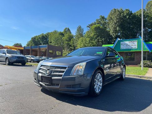 Used 2010 Cadillac CTS Luxury RWD image 1