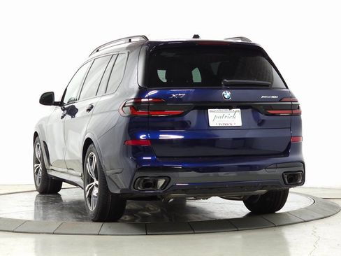 Used 2026 BMW X7 xDrive40i w/ M Sport Package AWD/4WD image 5