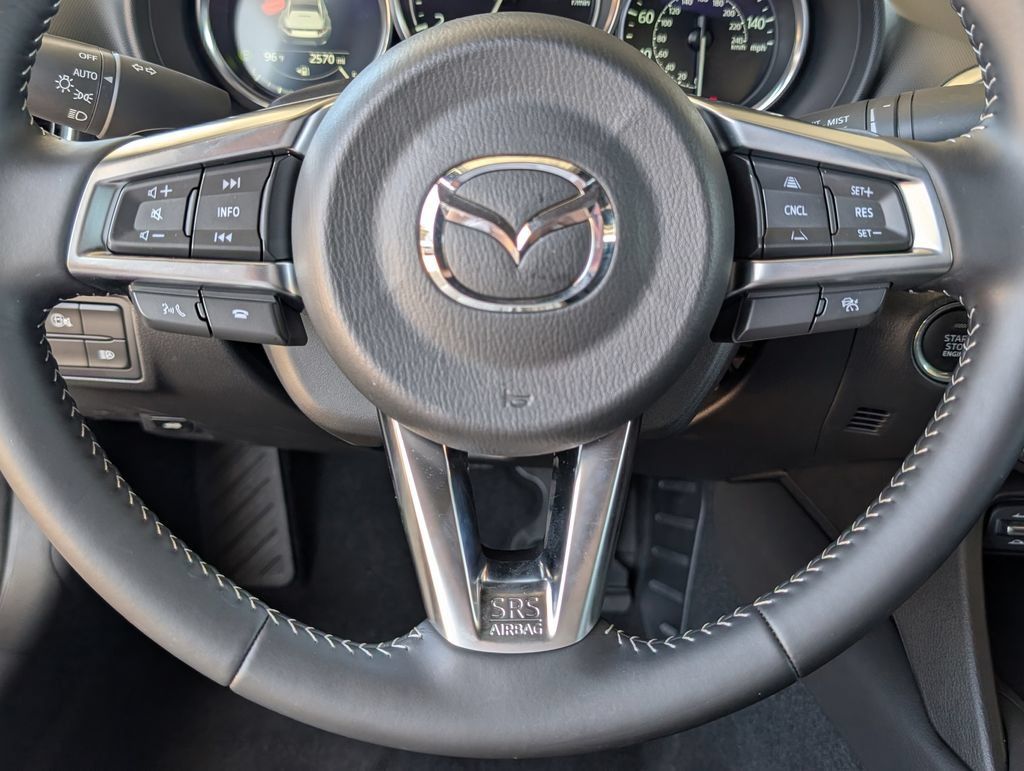 Used 2025 MAZDA MX-5 Miata RF Grand Touring RWD image 5