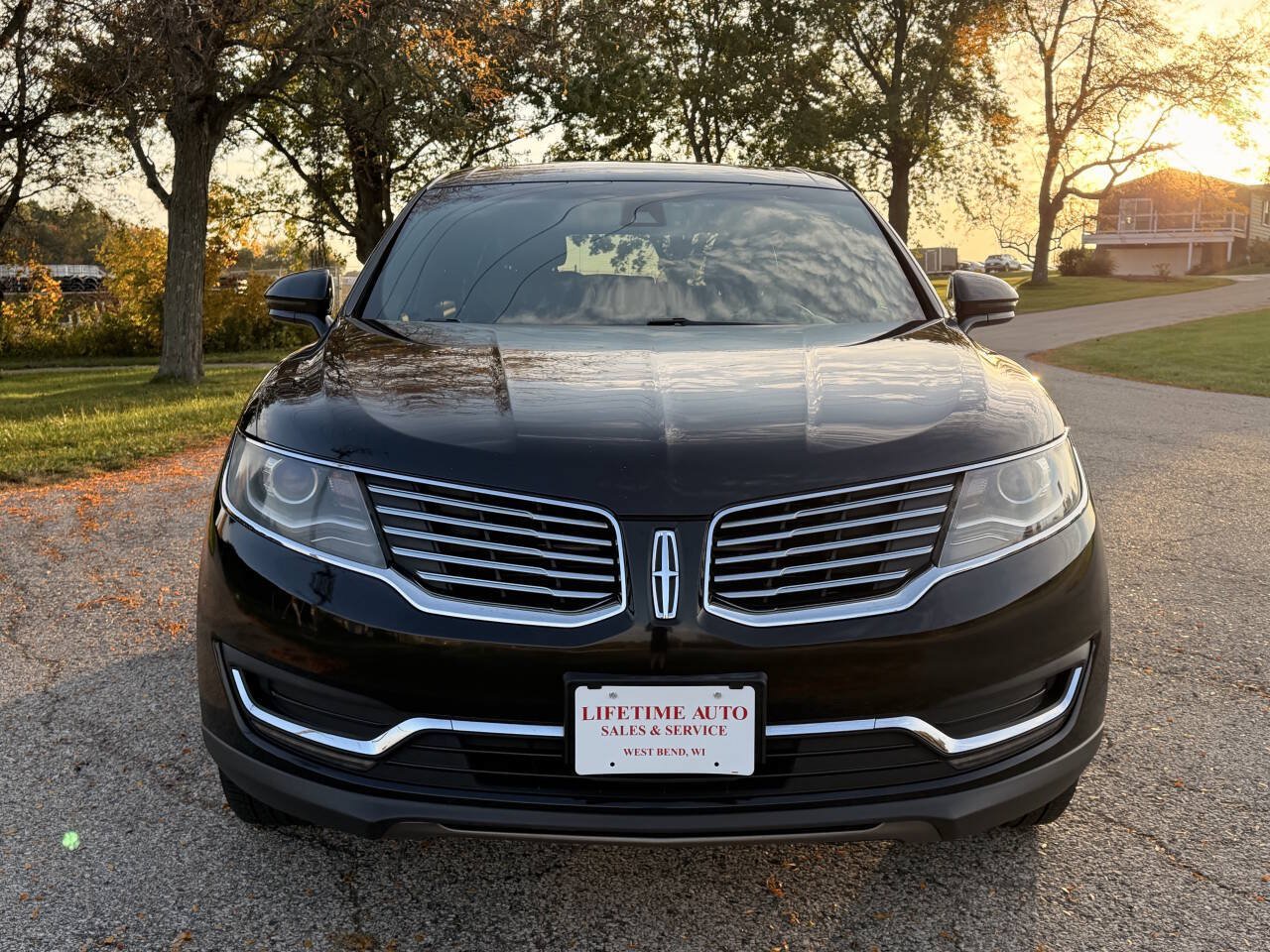 Used 2018 Lincoln MKX Reserve w/ Lincoln MKX Climate Package AWD/4WD image 9