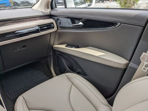 Certified 2023 Lincoln Nautilus Reserve w/ Equipment Group 201A image 19