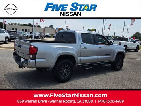 Used 2023 Toyota Tacoma SR5 w/ Technology Package AWD/4WD image 14