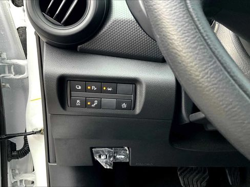 Certified 2025 Nissan Kicks Play S FWD image 15