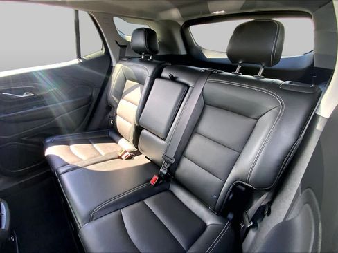 Used 2023 GMC Terrain SLT w/ Tech Package AWD/4WD image 19
