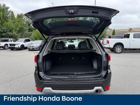 Used 2023 Subaru Forester Touring AWD/4WD image 37