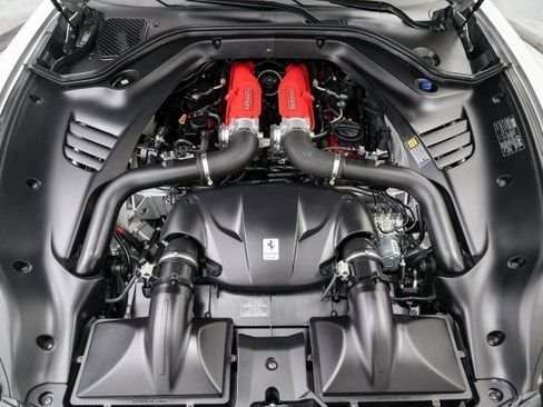 Used 2016 Ferrari California T image 48