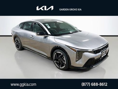 New 2026 Kia K4 GT-Line image 1
