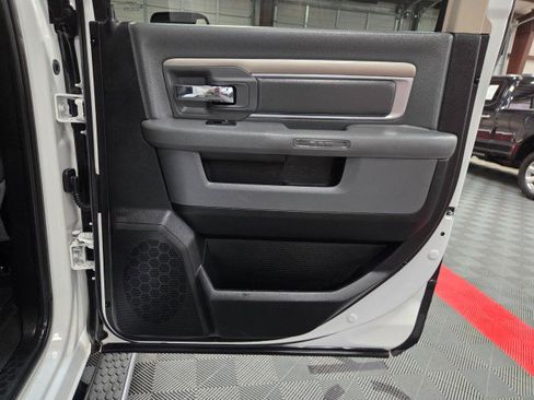 Used 2016 RAM 3500 Big Horn image 36