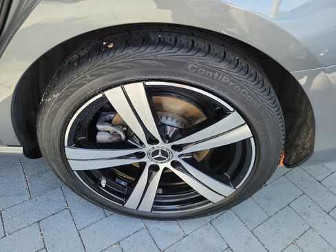 Used 2024 Mercedes-Benz C 300 Sedan image 6