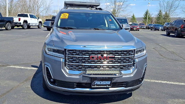 Certified 2020 GMC Acadia Denali w/ Technology Package AWD/4WD image 3