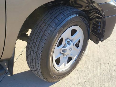 Used 2013 Toyota Tundra 2WD Double Cab image 5