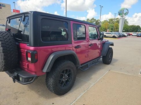 Used 2024 Jeep Wrangler Unlimited Sport AWD/4WD image 2