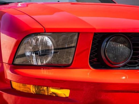 Used 2006 Ford Mustang GT Premium RWD image 40