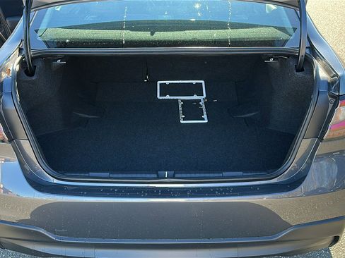 Certified 2025 Subaru Legacy Premium image 23