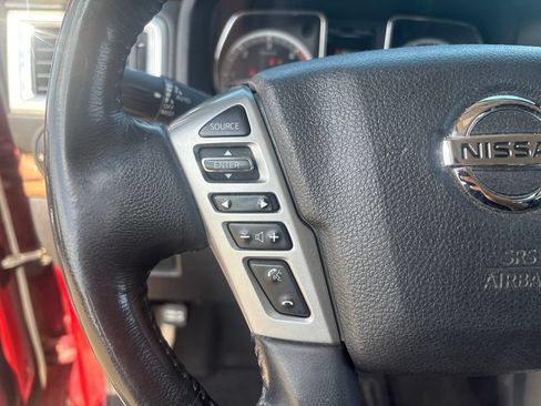 Used 2016 Nissan Titan SL AWD/4WD image 14