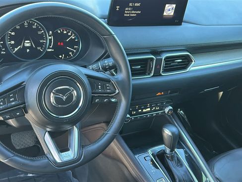 Used 2021 MAZDA CX-5 Signature AWD/4WD image 10
