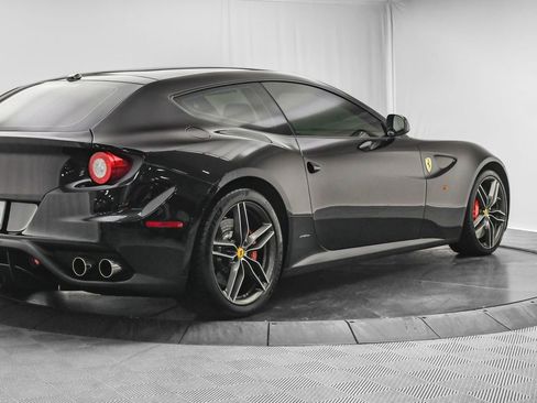 Certified 2016 Ferrari FF image 10